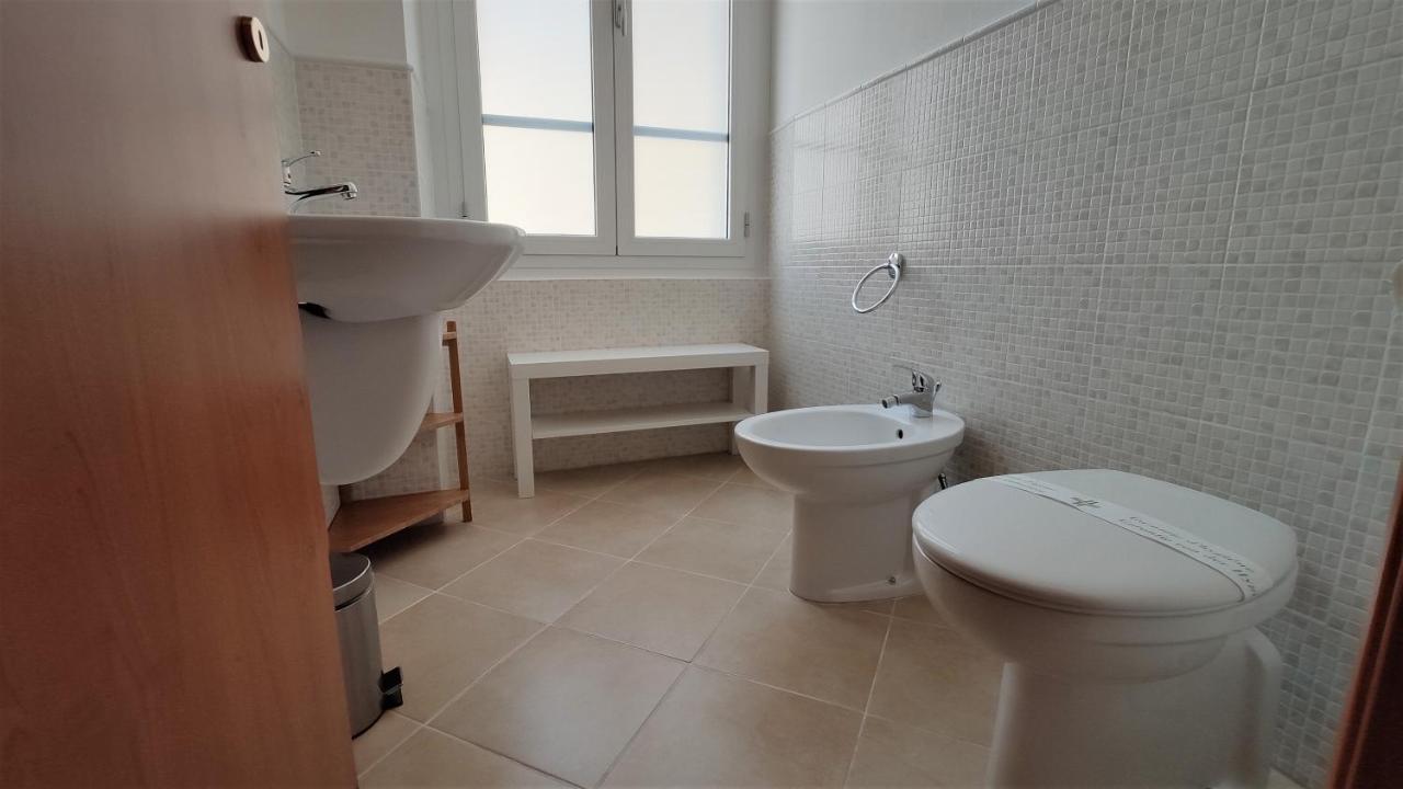 Nell'Azzurro Hotel Cagliari Kültér fotó