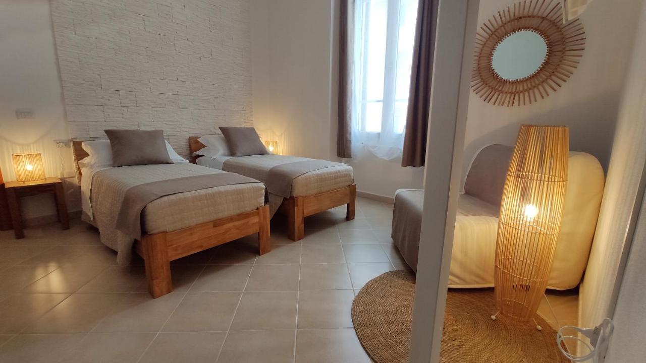 Nell'Azzurro Hotel Cagliari Kültér fotó