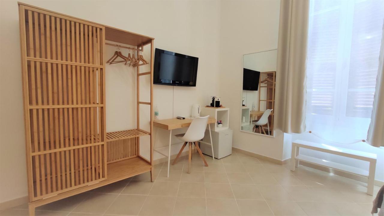 Nell'Azzurro Hotel Cagliari Kültér fotó