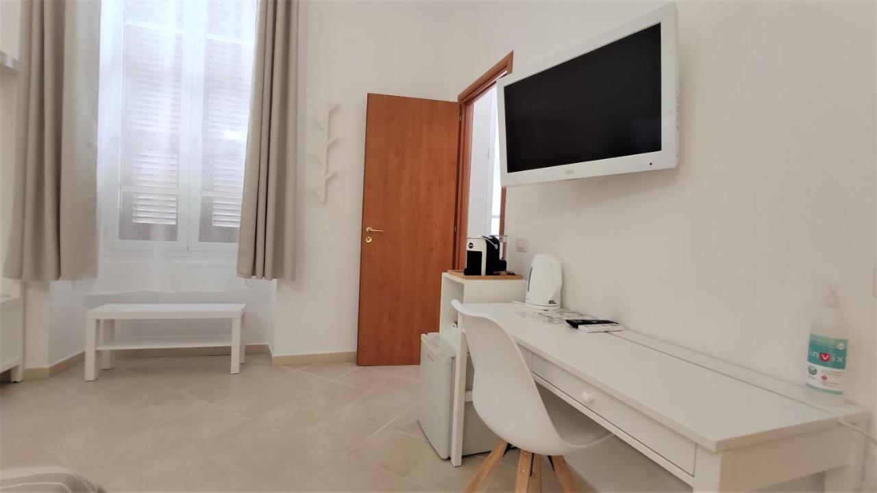 Nell'Azzurro Hotel Cagliari Kültér fotó