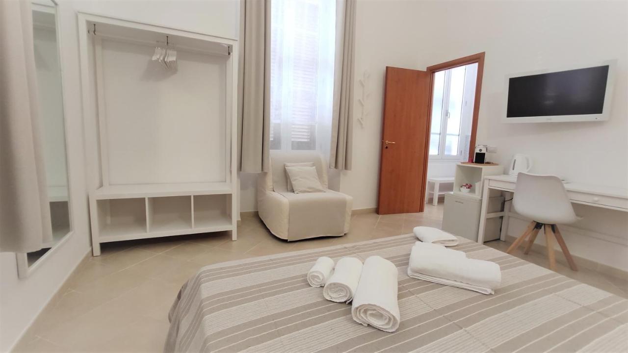 Nell'Azzurro Hotel Cagliari Kültér fotó