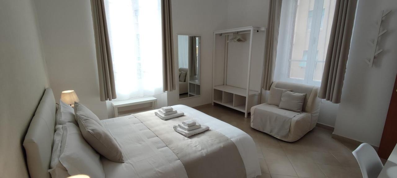 Nell'Azzurro Hotel Cagliari Kültér fotó
