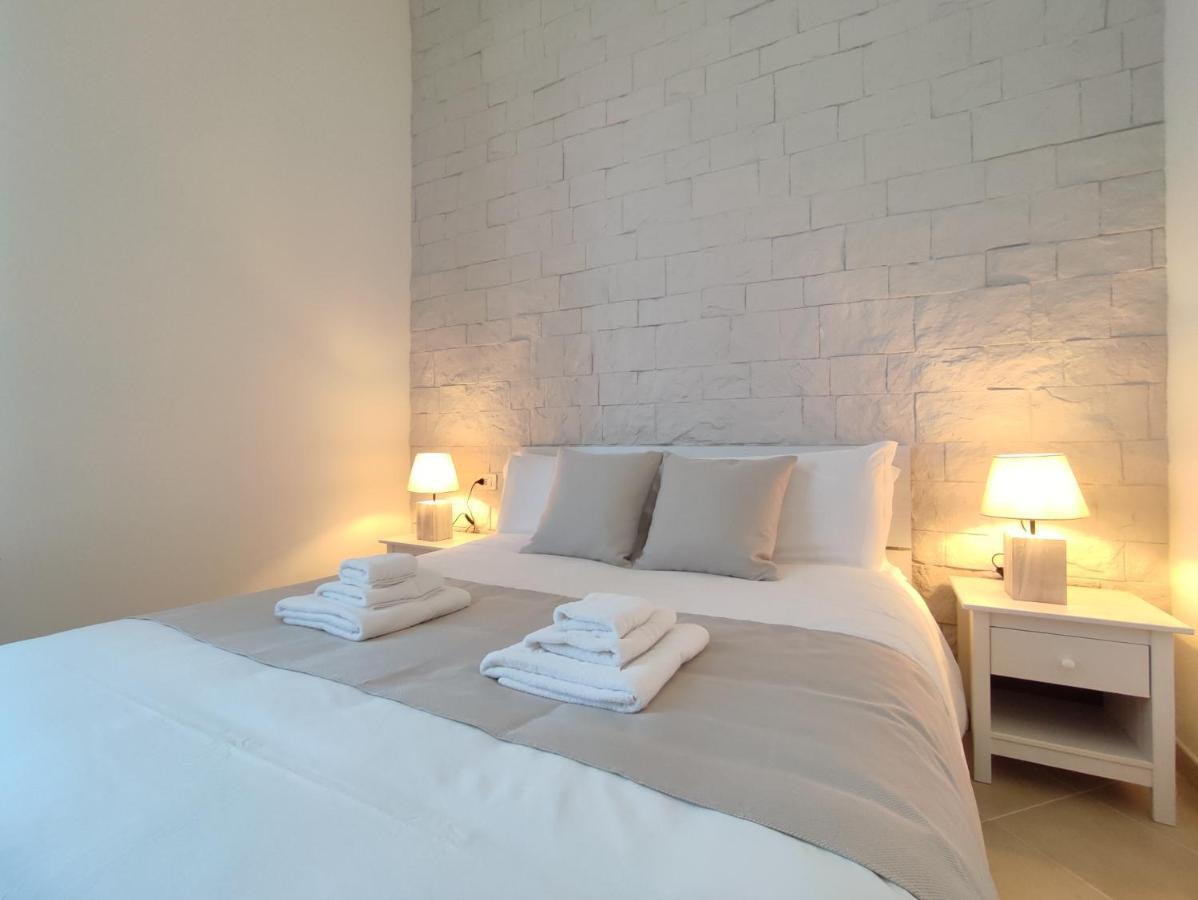 Nell'Azzurro Hotel Cagliari Kültér fotó