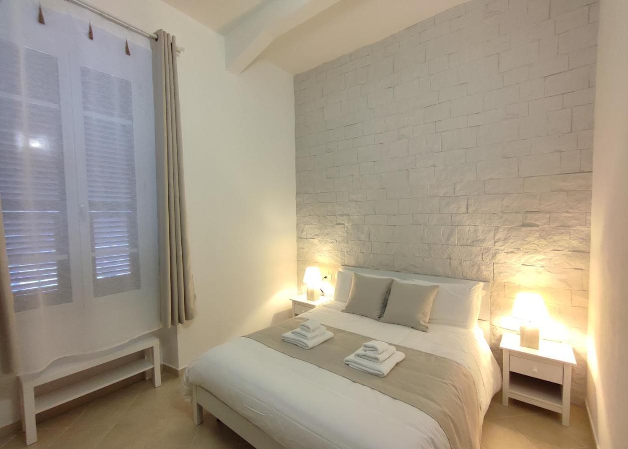 Nell'Azzurro Hotel Cagliari Kültér fotó